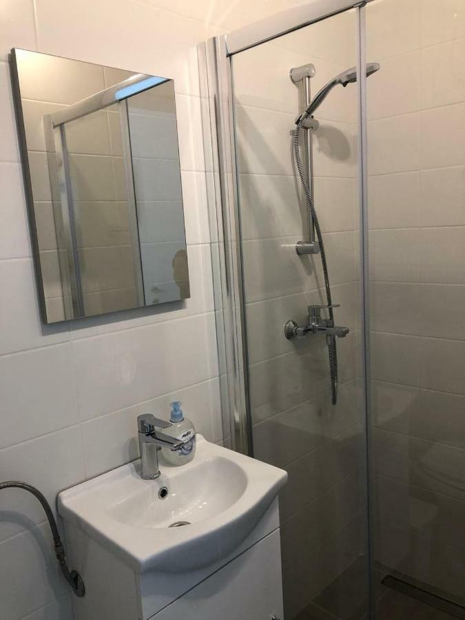 Rougemarin Apartments سينج المظهر الخارجي الصورة